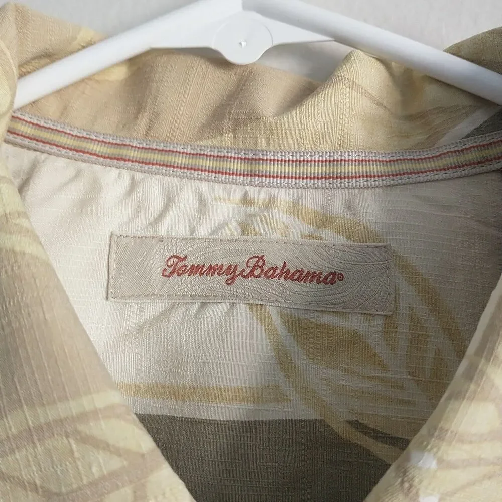Tommy Bahama good tiny